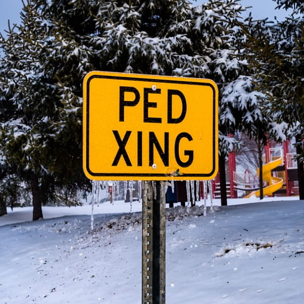 Что означает знак Ped Xing?